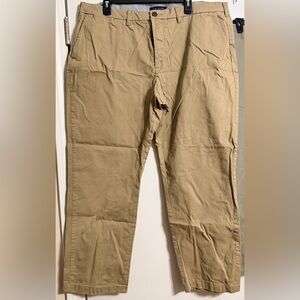 Tommy Hilfiger Men's Khaki Chinos